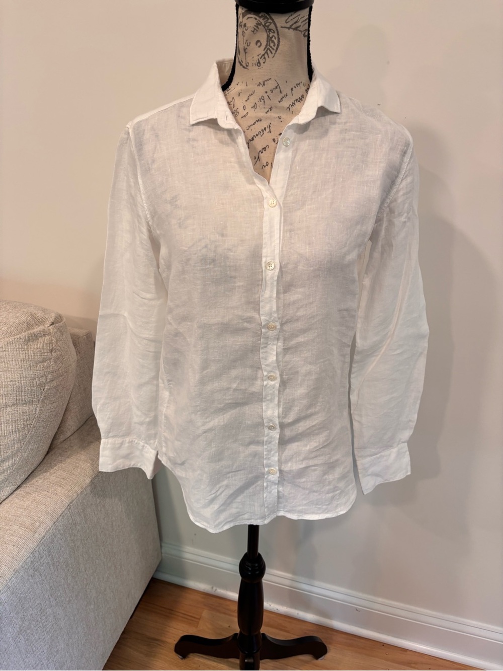 Hartford Alternative Classics white button down shirt size US 4